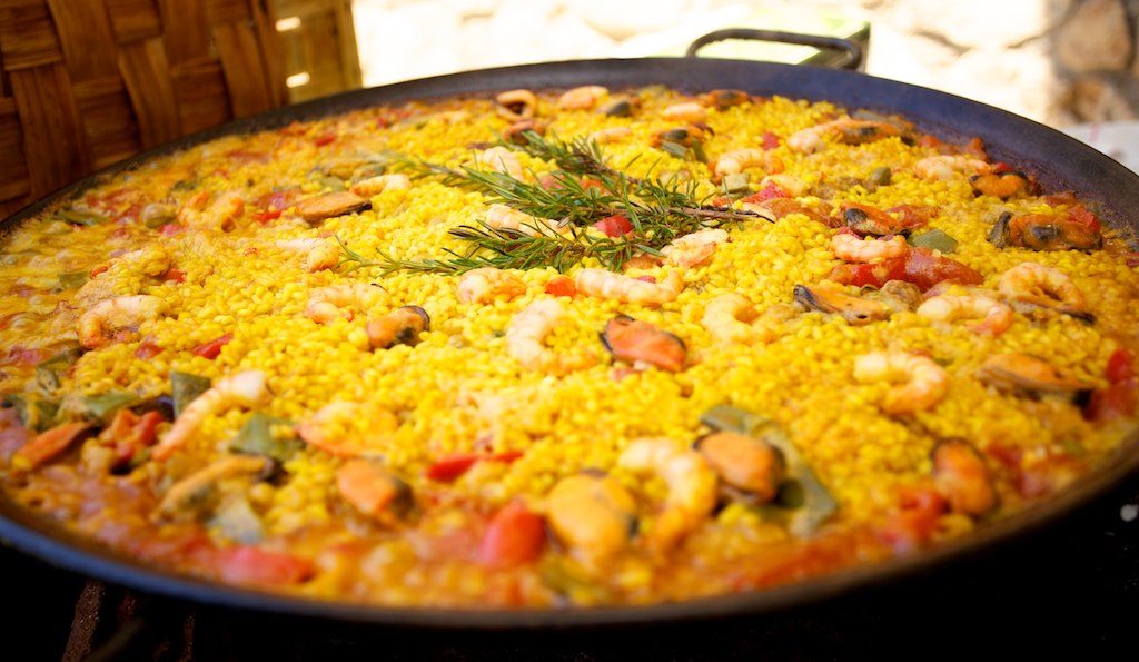 history-of-paella-find-out-where-this-traditional-spanish-dish-came-from