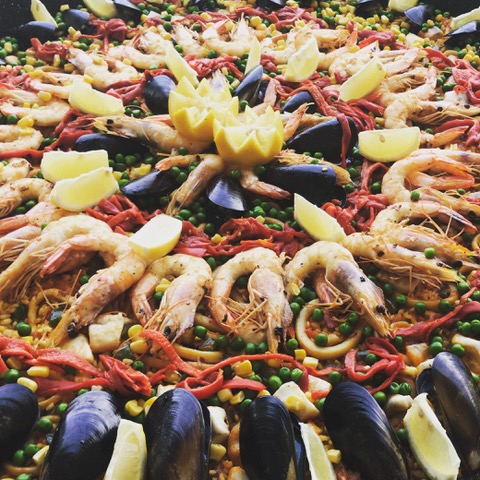 Paella Recipe by Food Adventura
